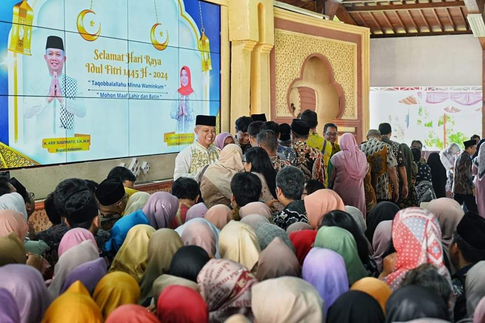 Bupati Kebumen: Apapun Kebijakan yang Diambil, Pasti Ada yang Suka, Ada Juga yang Tak&nbsp;Suka