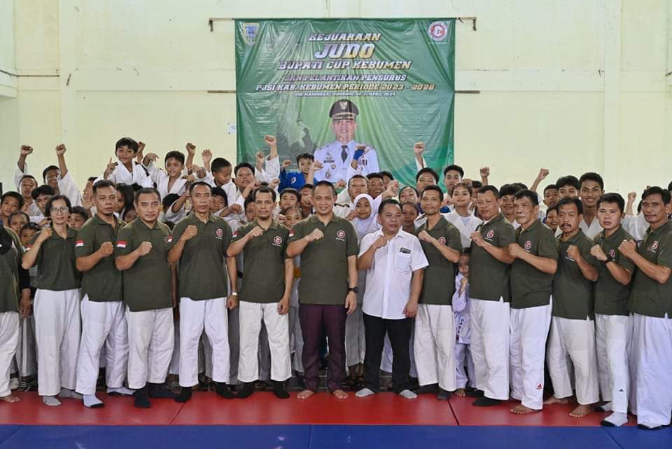 Kursi Ketua PJSI Kebumen Resmi Dijabat Bupati Arif&nbsp;Sugiyanto