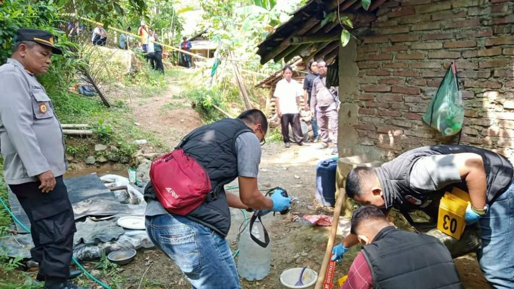 Sama-sama Pulang dari Rantau, Seorang Anak Habisi Nyawa Ayahnya di Desa Selogiri