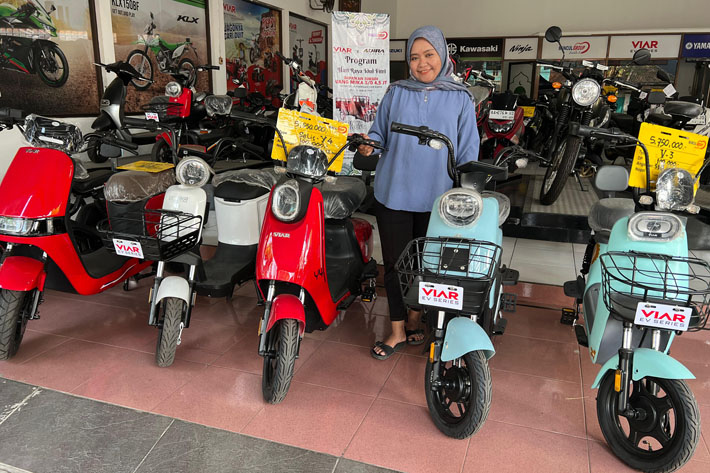 Hanya di Muncul Bursa Motor, Bayar Rp 100 Ribu Bisa Bawa Pulang Sepeda&nbsp;Listrik