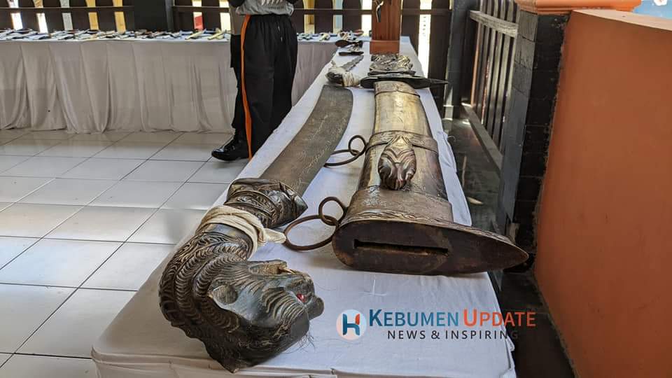 Gelar Pusaka Tosan Aji Brajabumi, Ada Pedang Terbesar yang&nbsp;Ditampilkan