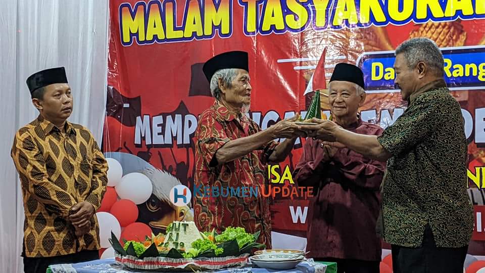 Berita Foto: Tasyakuran Peringatan HUT ke-79 Kemerdekaan Indonesia di RW 7 Kelurahan&nbsp;Kebumen