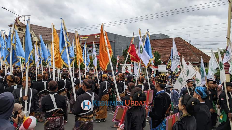 Berita Foto: Karnaval Peringatan HUT ke-79 Kemerdekaan Republik Indonesia dan Hari Jadi ke-395 Kabupaten&nbsp;Kebumen
