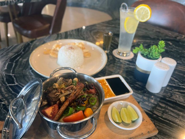 Sup Iga Kaya Rempah yang Memanjakan Lidah di Kapulaga&nbsp;Restoran