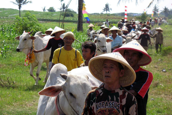 Lima Tradisi Unik Masyarakat Kebumen Memperingati Maulid Nabi Muhammad&nbsp;SAW